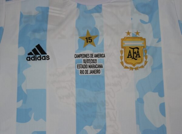 Camiseta Selección Argentina Copa América 2021 Campeones de América - Nos Unieron Estos Colores - Image 3