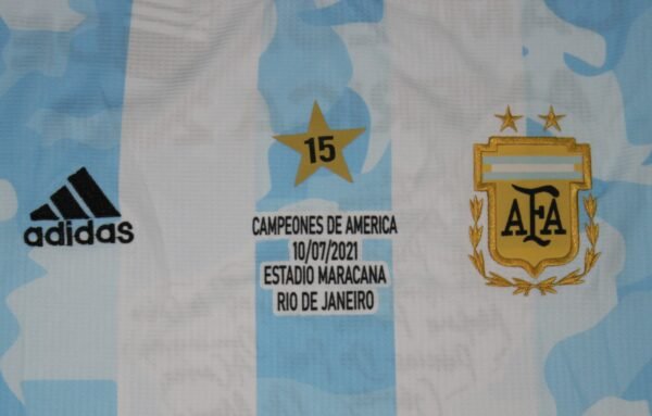 Camiseta Selección Argentina Copa América 2021 Campeones de América - Nos Unieron Estos Colores - Image 4